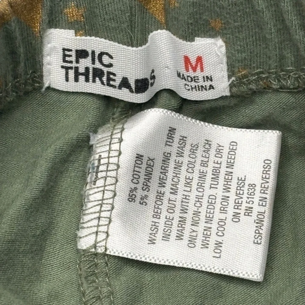 Epic Threads Girls Leggings Size M Moss Green with‎ Gold Star Print Pants